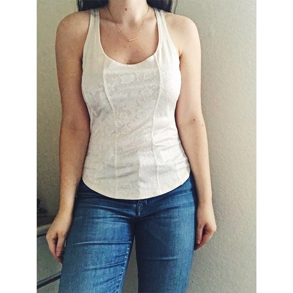 Vintage Subtle Print Scoop Neck Tank - Picture 4 of 7